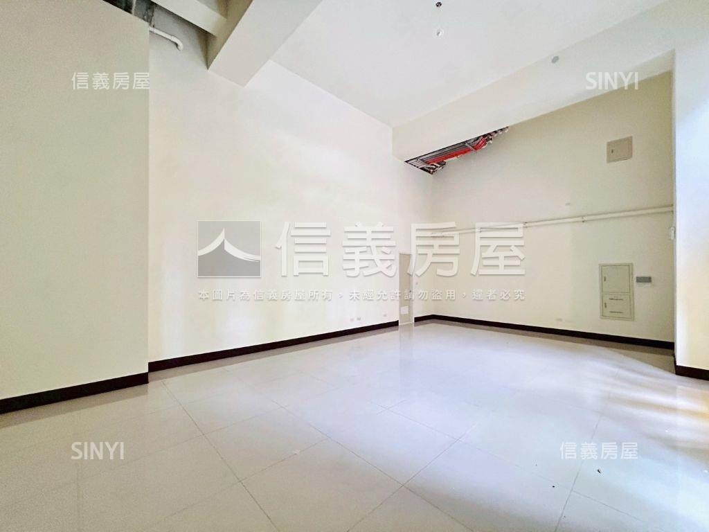 春福康波全新交屋黃金店面房屋室內格局與周邊環境