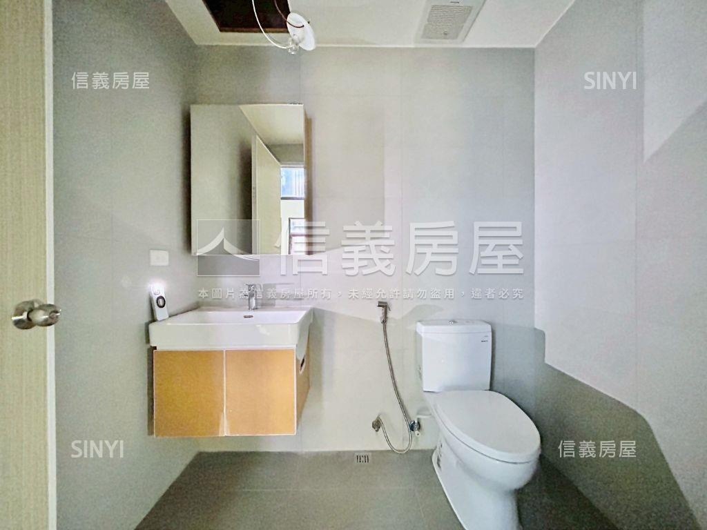 春福康波全新交屋黃金店面房屋室內格局與周邊環境