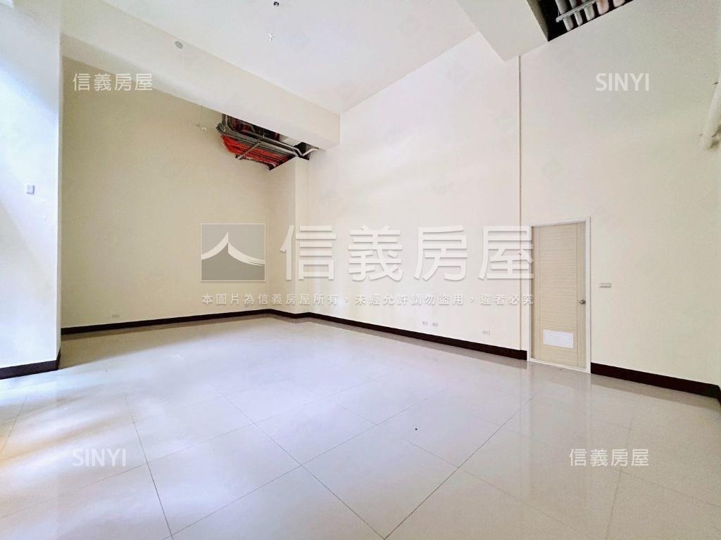 春福康波全新交屋黃金店面房屋室內格局與周邊環境