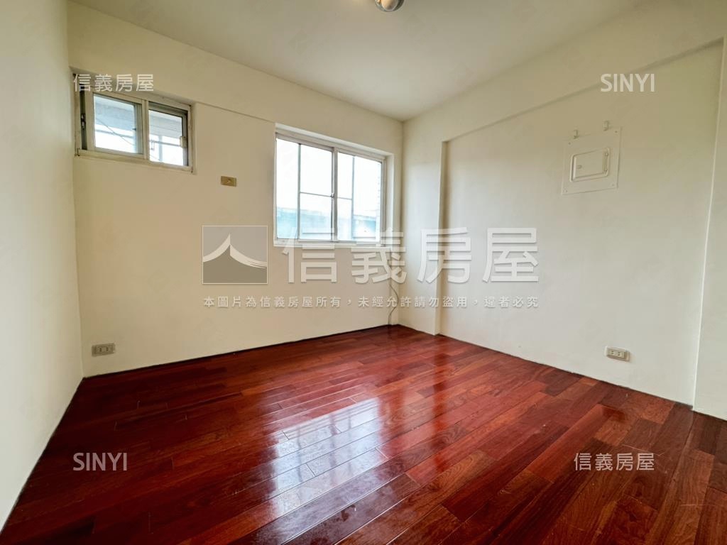 屋主誠售黎明清境藍天美景房屋室內格局與周邊環境