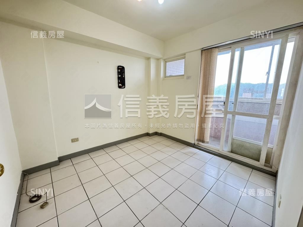 屋主誠售黎明清境藍天美景房屋室內格局與周邊環境