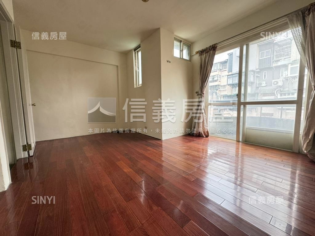 屋主誠售黎明清境藍天美景房屋室內格局與周邊環境