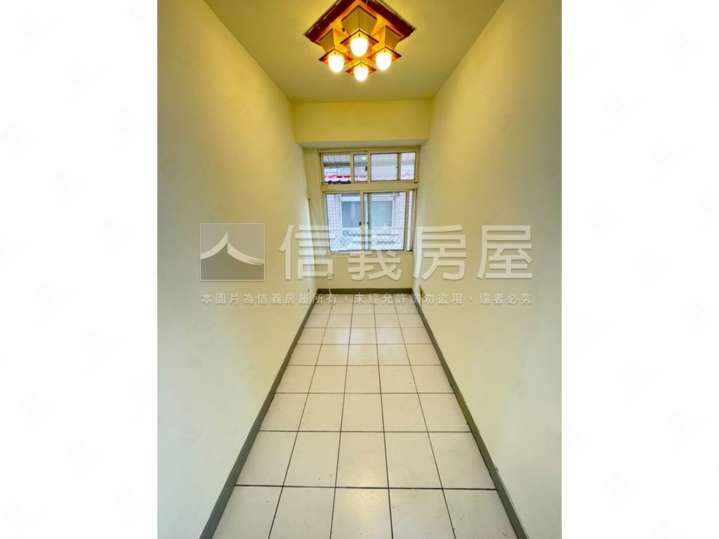 屋主誠售黎明清境藍天美景房屋室內格局與周邊環境