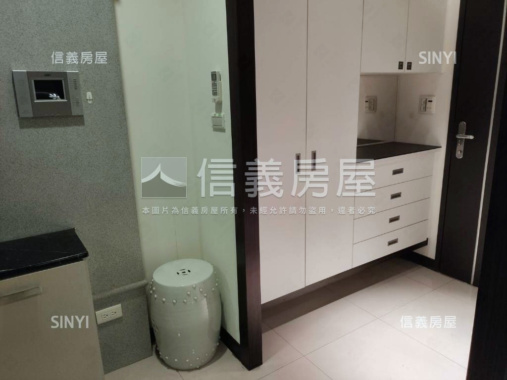 耶魯➤Ａ棟中高樓層兩房房屋室內格局與周邊環境