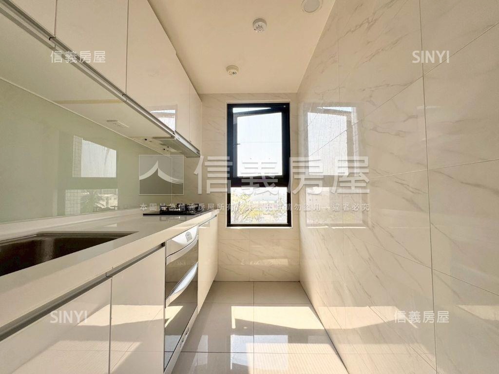 佳順安順全新未住兩房平車房屋室內格局與周邊環境