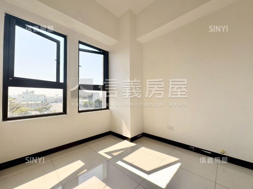 佳順安順全新未住兩房平車房屋室內格局與周邊環境