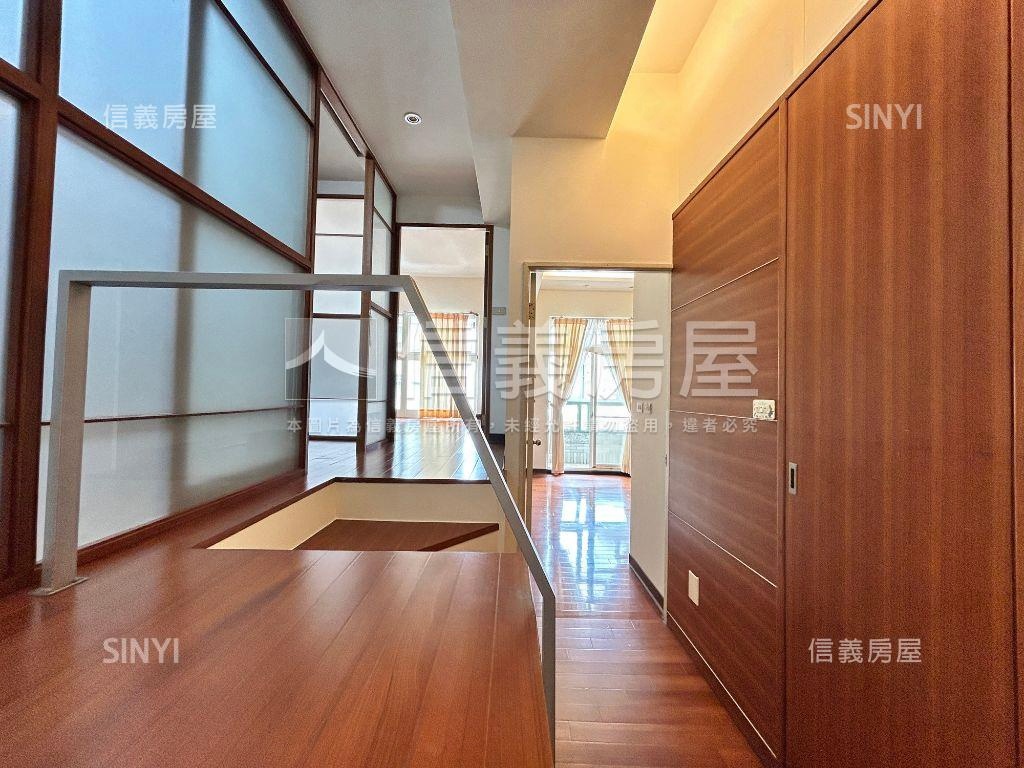 樓中樓２＋２大空間美屋房屋室內格局與周邊環境