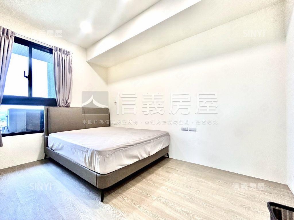 文心１號高樓大兩房車位房屋室內格局與周邊環境