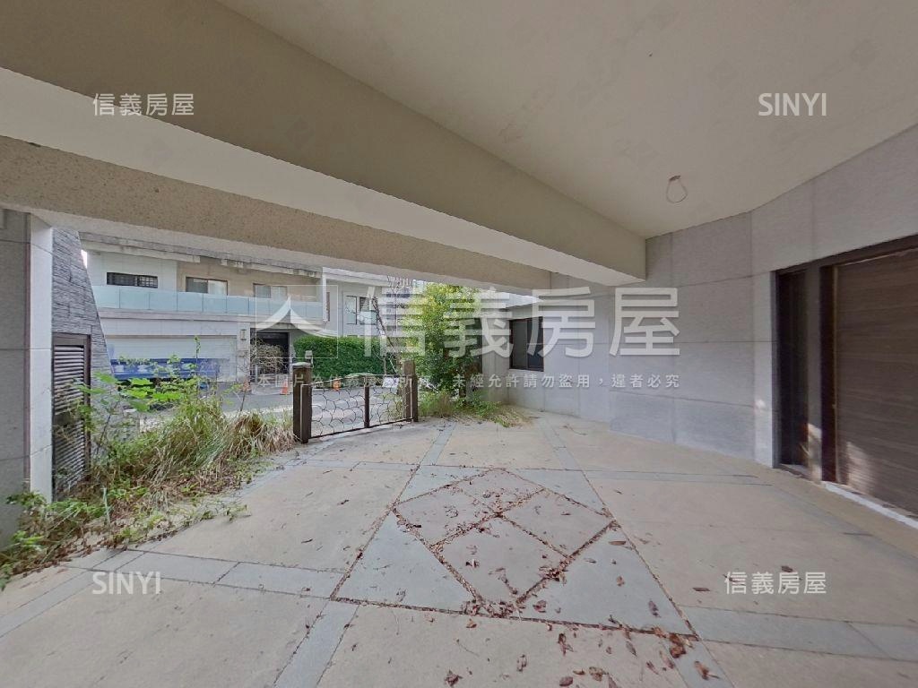 康橋庭院綠景電梯井豪墅房屋室內格局與周邊環境