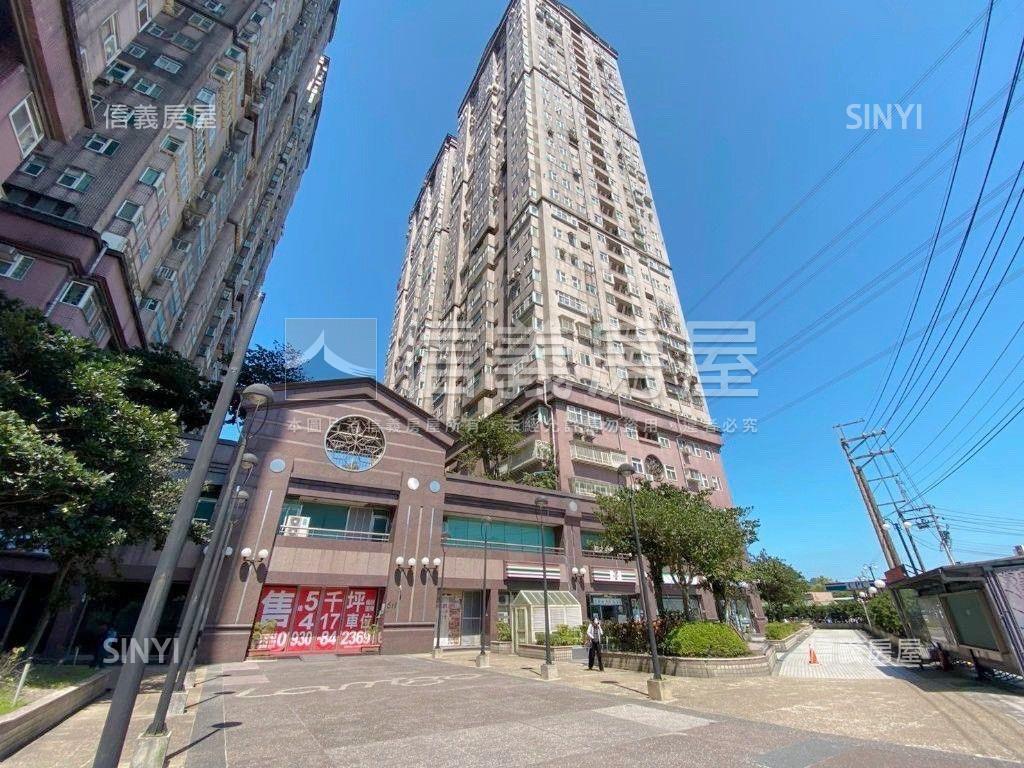 摩天鎮。美妝１房帶車位房屋室內格局與周邊環境