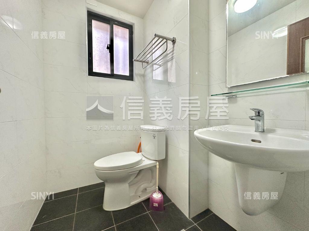 新和重劃區稀有透天房屋室內格局與周邊環境