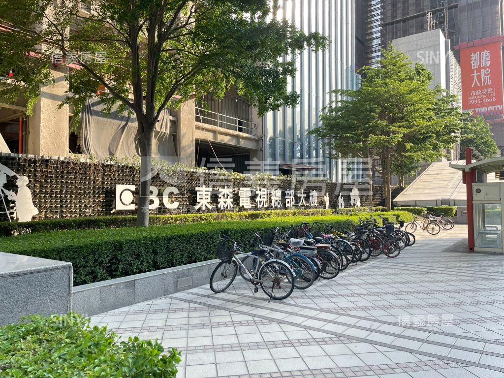 Ｂ５都廳大院高樓可換約房屋室內格局與周邊環境