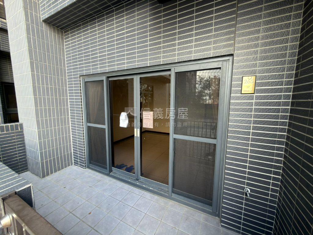 閱森活稀有庭院大兩房車位房屋室內格局與周邊環境