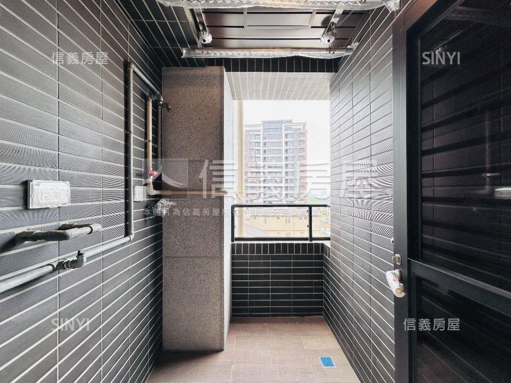 近青埔國中兩房車位房屋室內格局與周邊環境