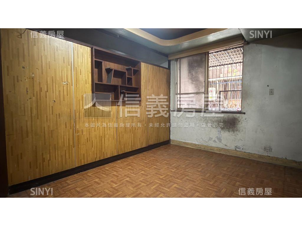 龍虎９８８房屋室內格局與周邊環境