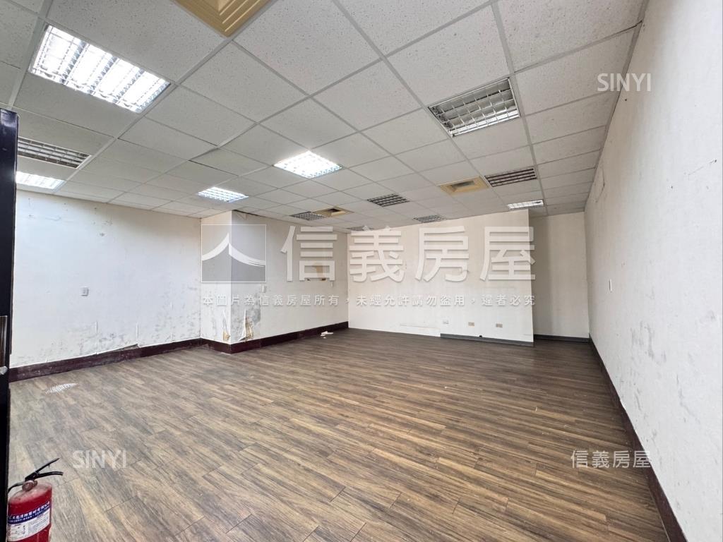 南京捷運★院景１樓房屋室內格局與周邊環境