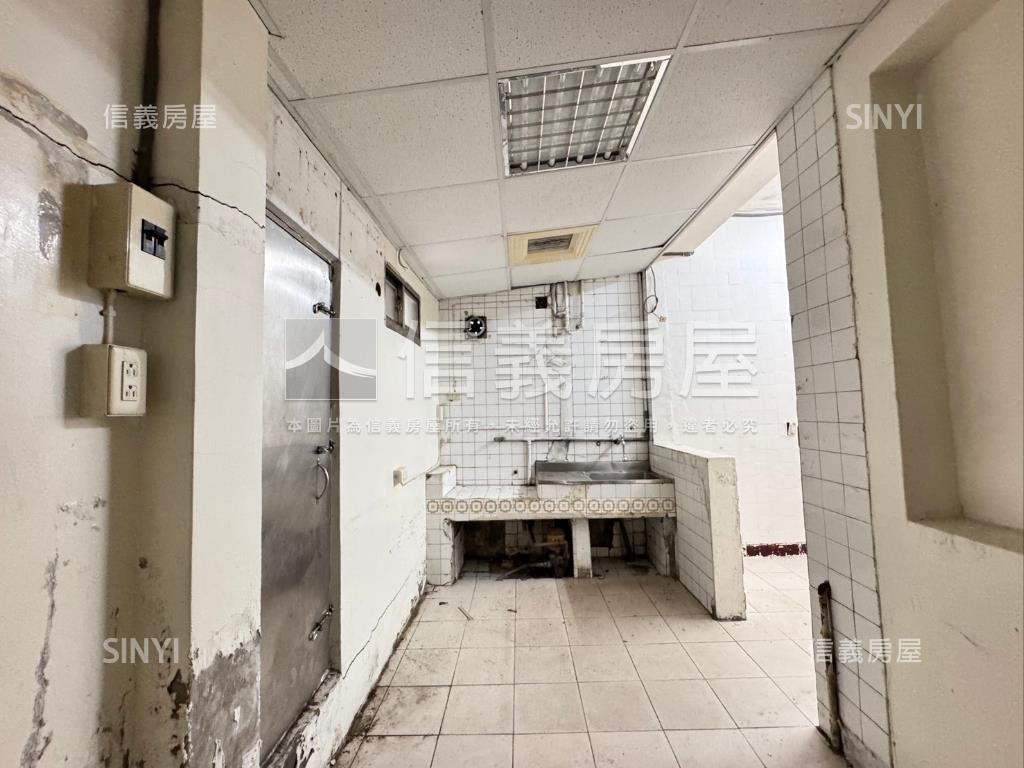 南京捷運★院景１樓房屋室內格局與周邊環境