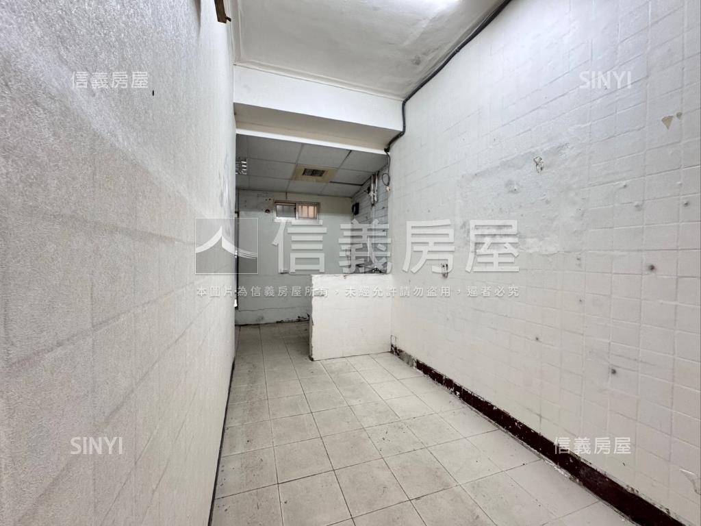 南京捷運★院景１樓房屋室內格局與周邊環境