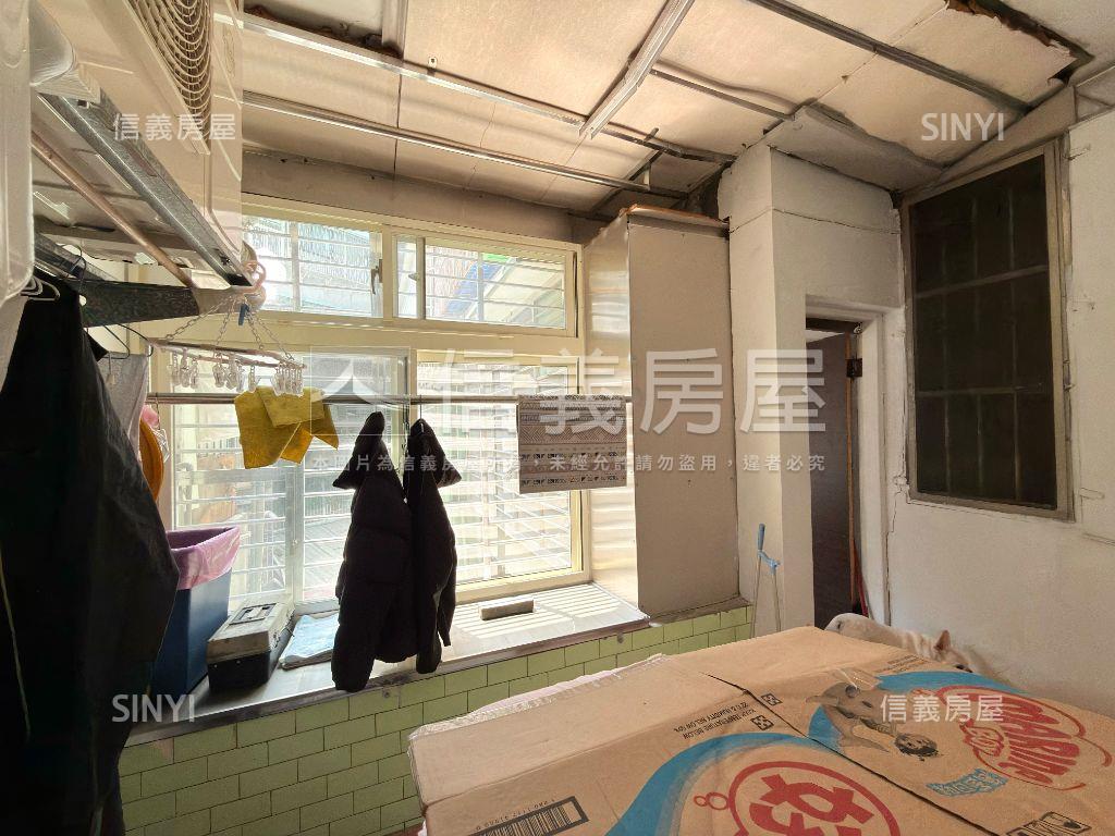 稀有重陽美寓三樓房屋室內格局與周邊環境