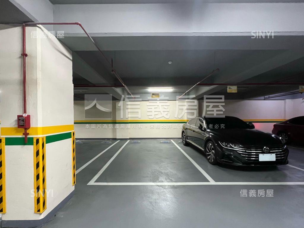 寓上福星高樓視野三房平車房屋室內格局與周邊環境