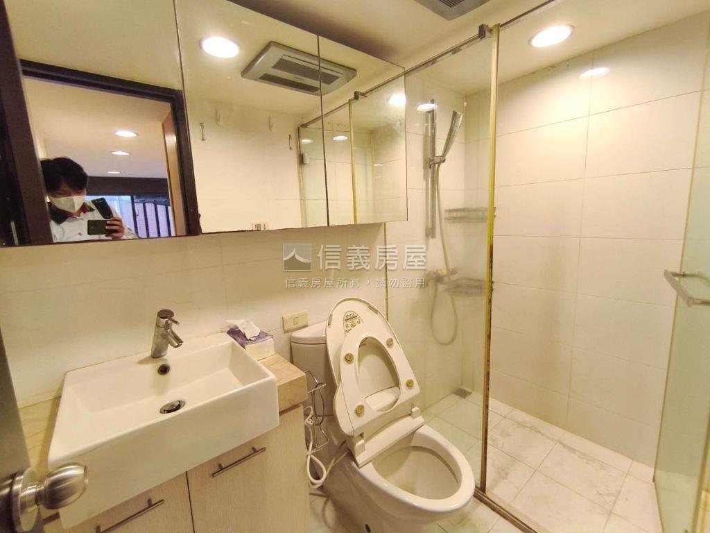 中正靜巷採光挑高美屋房屋室內格局與周邊環境