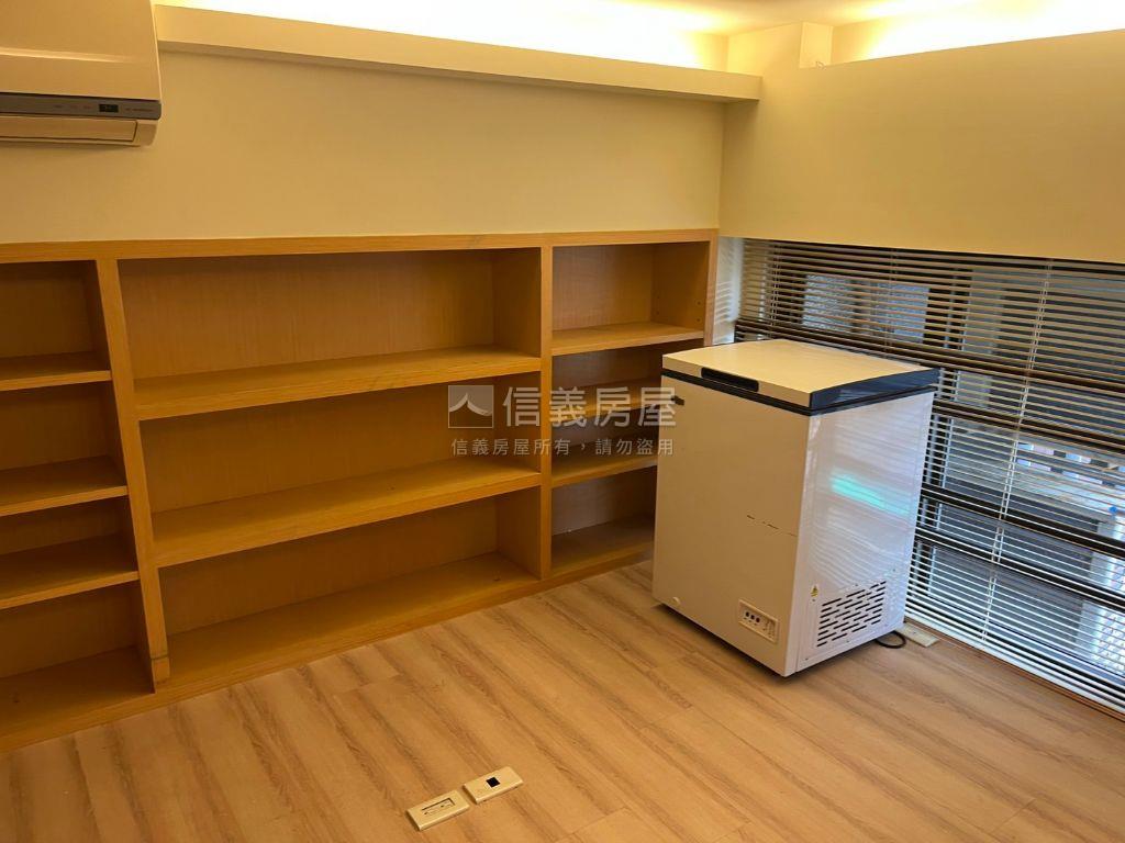 中正靜巷採光挑高美屋房屋室內格局與周邊環境