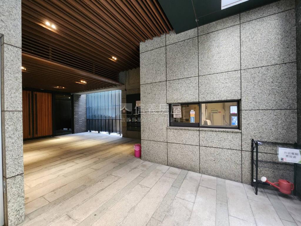 中正靜巷採光挑高美屋房屋室內格局與周邊環境