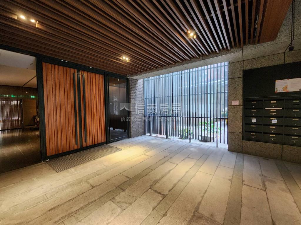 中正靜巷採光挑高美屋房屋室內格局與周邊環境
