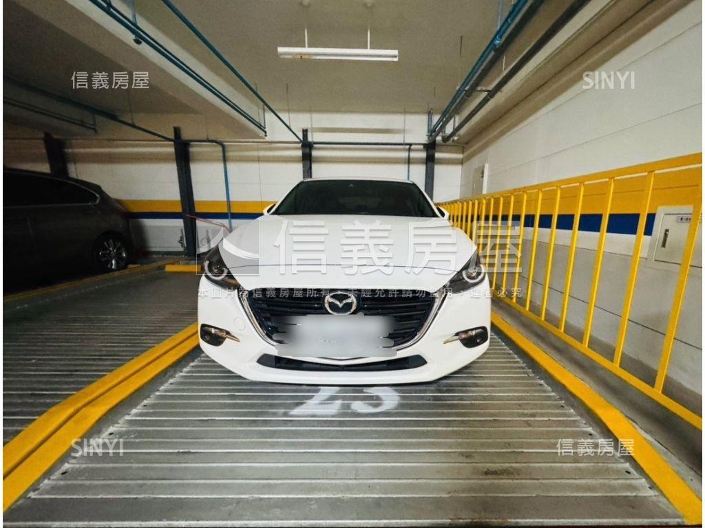 士林捷運電梯三房車位房屋室內格局與周邊環境
