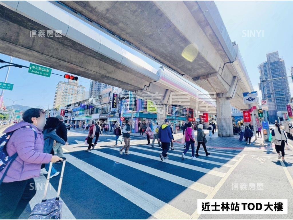 士林捷運電梯三房車位房屋室內格局與周邊環境