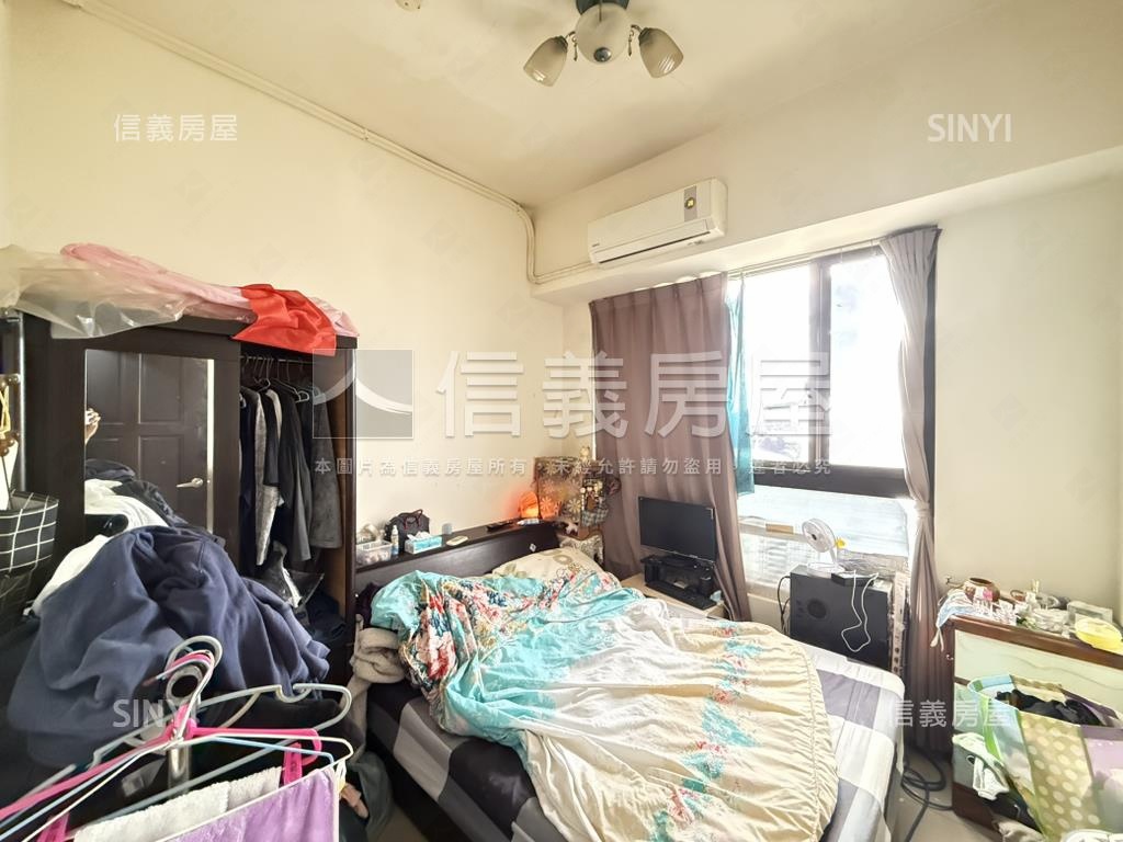 近未來綠線Ｇ０２三房車位房屋室內格局與周邊環境