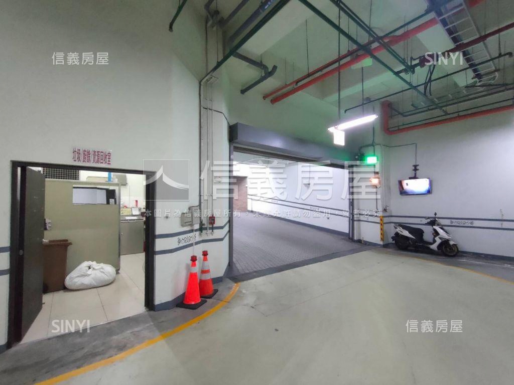 站前吉市景觀２＋１大車位房屋室內格局與周邊環境