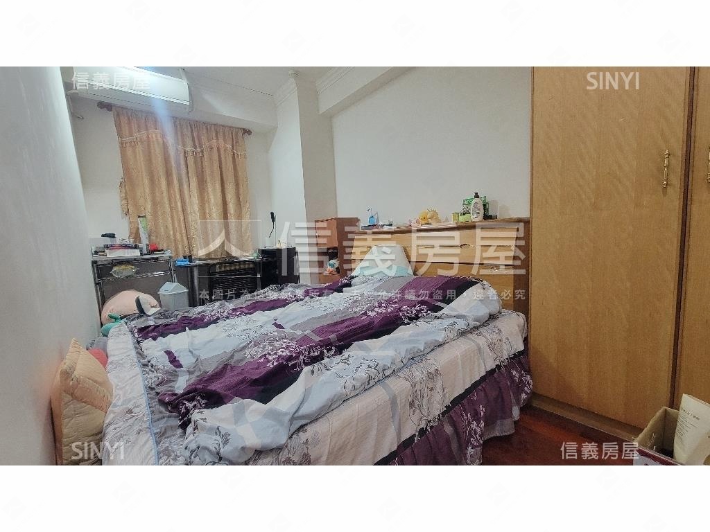 區公所佳鎮景觀四房車位房屋室內格局與周邊環境