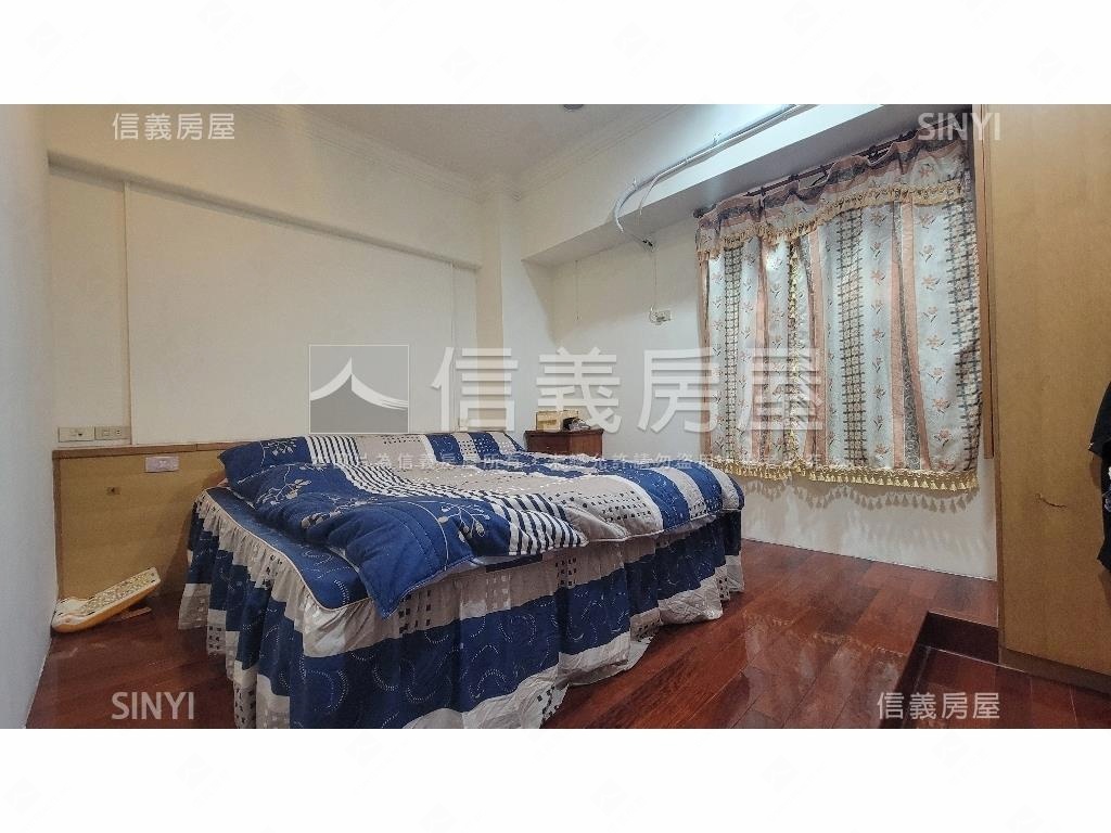 區公所佳鎮景觀四房車位房屋室內格局與周邊環境