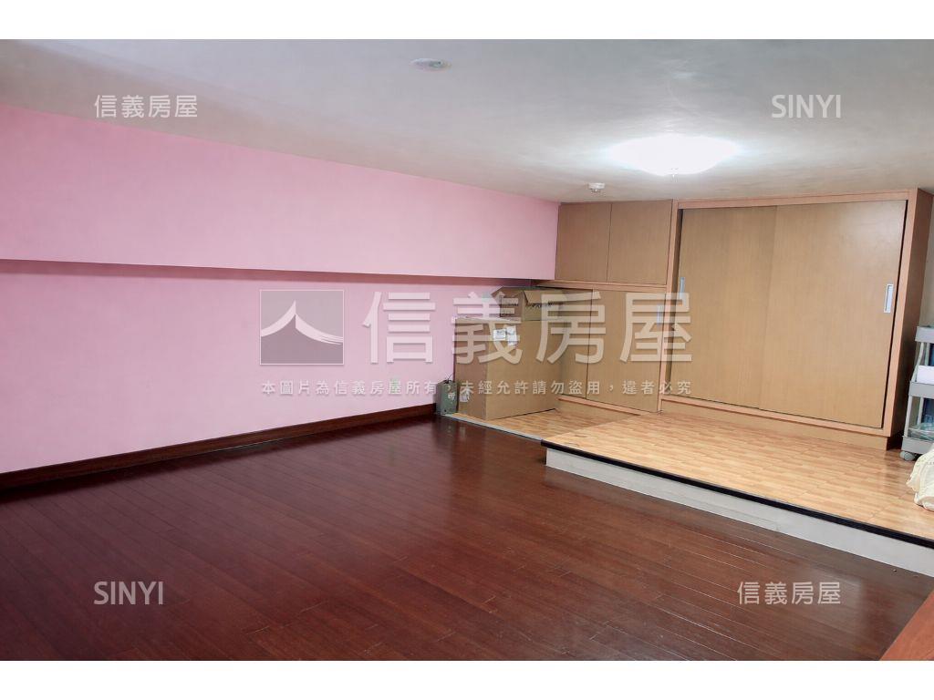 戀戀台大挑高空間樓中樓房屋室內格局與周邊環境