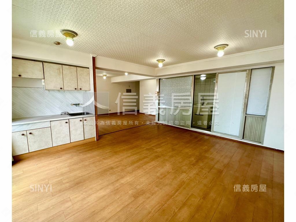 近輕軌成交希望宅房屋室內格局與周邊環境