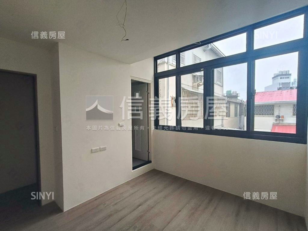 北屯重新整理別墅房屋室內格局與周邊環境