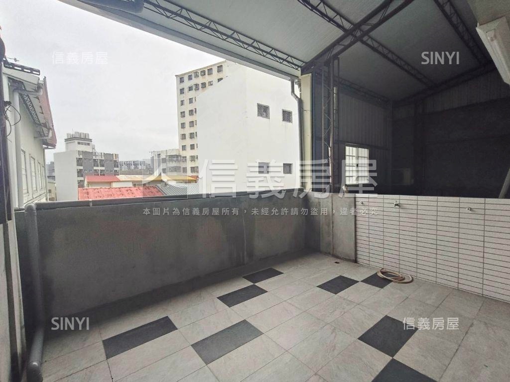 北屯重新整理別墅房屋室內格局與周邊環境