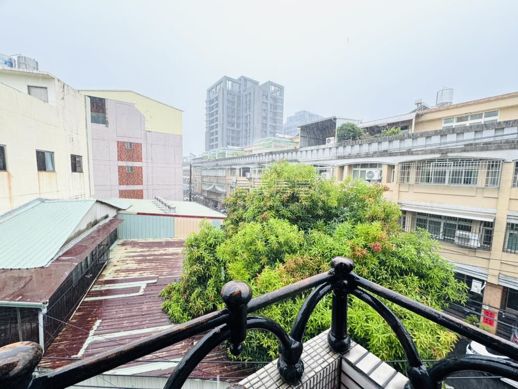 近太平國小傳家大地坪透天房屋室內格局與周邊環境