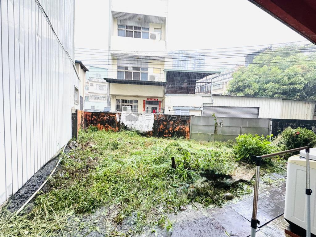 近太平國小傳家大地坪透天房屋室內格局與周邊環境