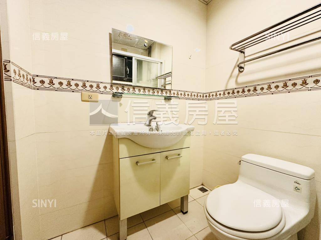 大里二期近興大角間透店房屋室內格局與周邊環境