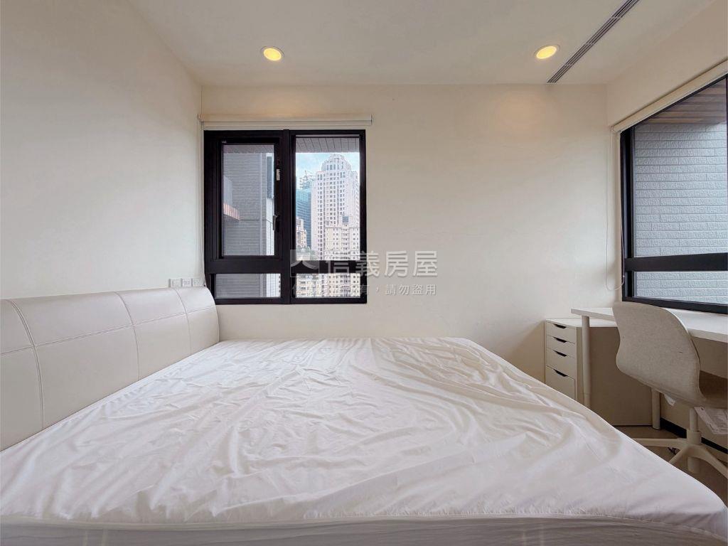 文華匯次頂樓朝南三面採光房屋室內格局與周邊環境