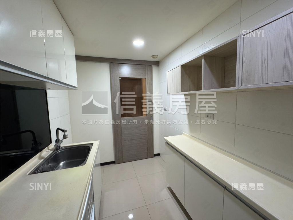 天琴三房只要１１３８萬房屋室內格局與周邊環境