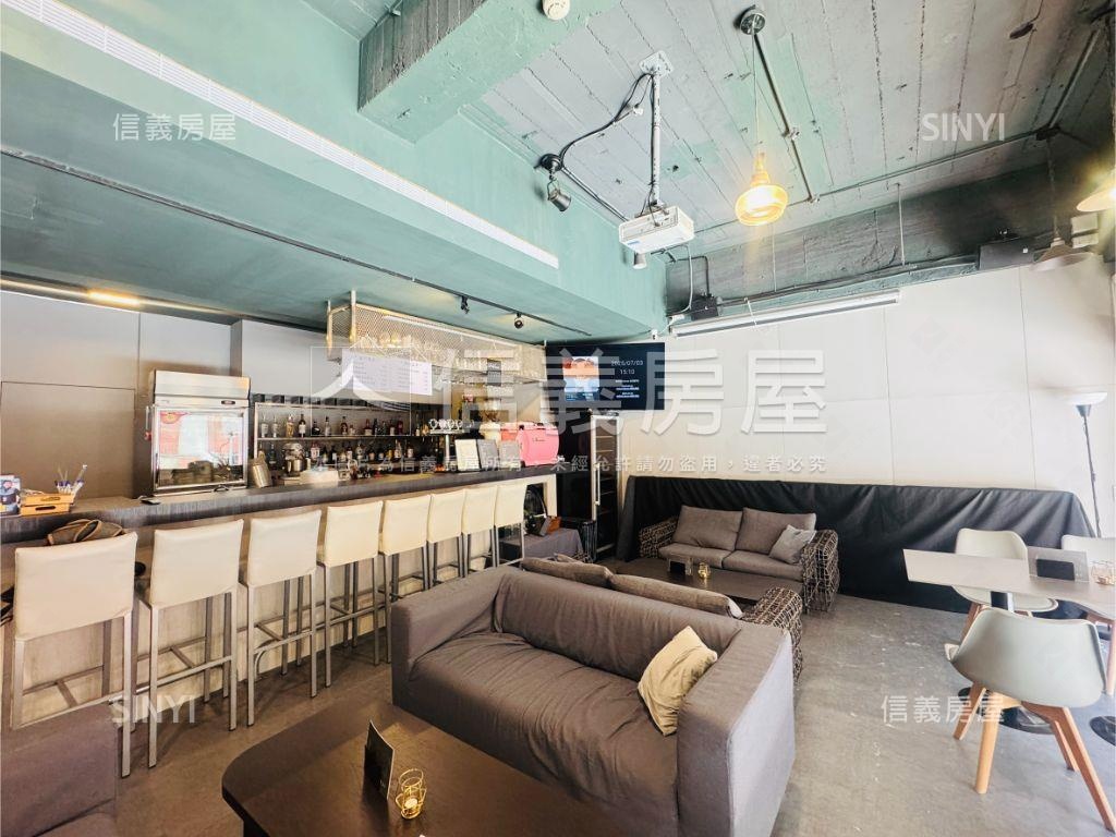 新生北皇宮一樓寬店面房屋室內格局與周邊環境