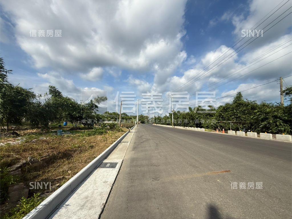 關廟雙面臨路農地房屋室內格局與周邊環境