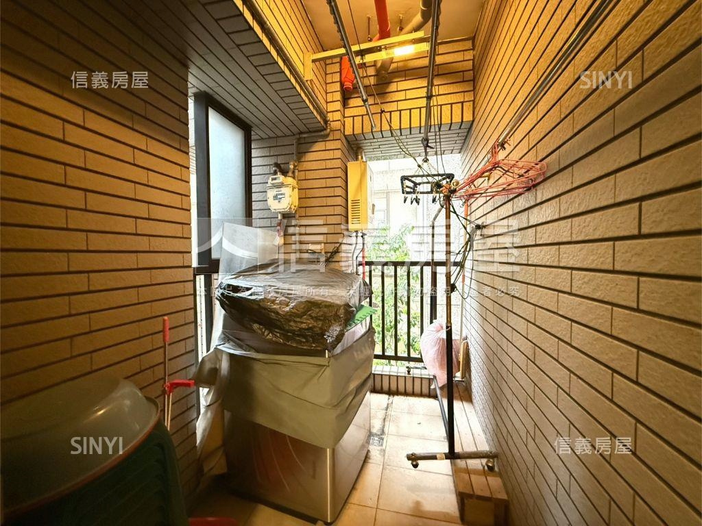 振翔新天地美麗兩房房屋室內格局與周邊環境