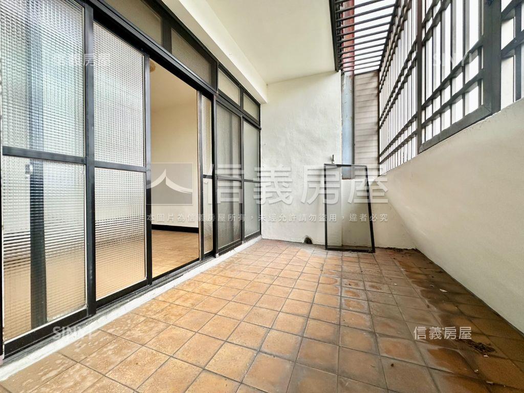 正太原路上透天店面房屋室內格局與周邊環境