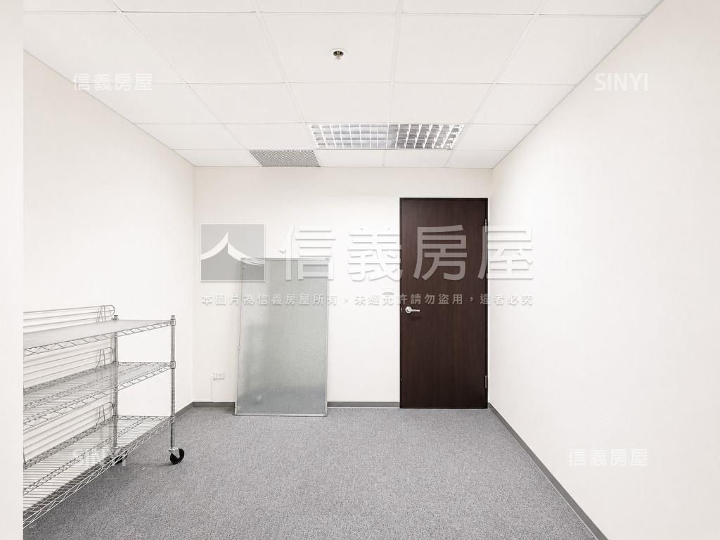 高雄寶成世紀商業辦公室房屋室內格局與周邊環境