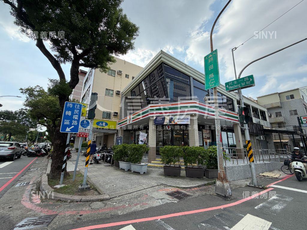 高雄寶成世紀商業辦公室房屋室內格局與周邊環境