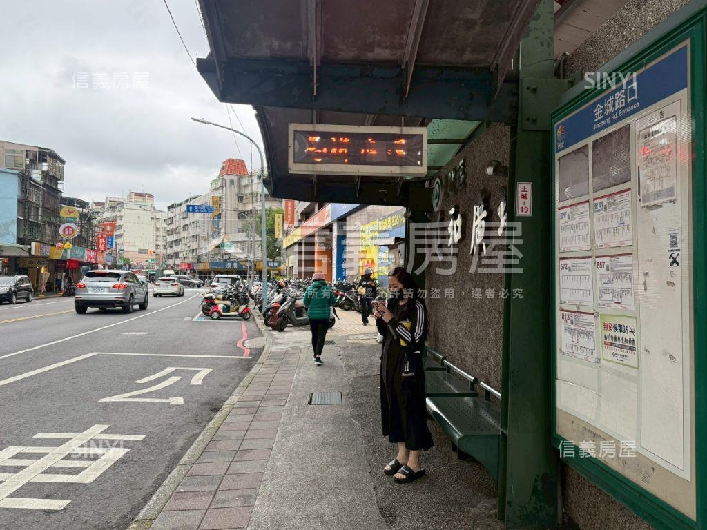 小倆口｜稀有大坪數四房房屋室內格局與周邊環境